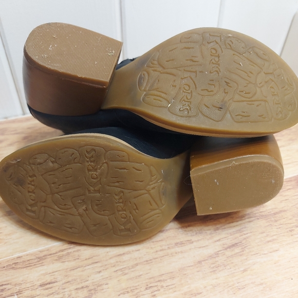 Korks Kork Ease Shamira Booties Womens 9.5 M Black Leather Heeled Ankle Boots - Picture 5 of 12